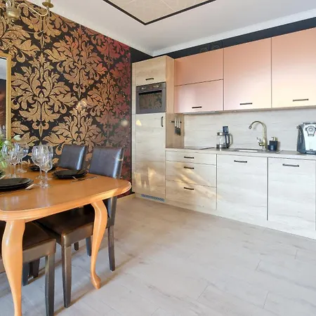 Polanki Park, Sun & Snow