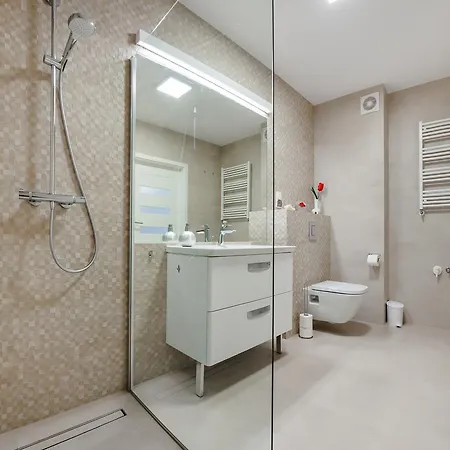 Polanki Park, Sun & Snow