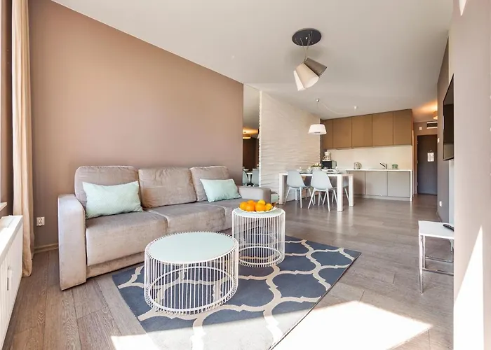 Polanki Park, Sun & Snow